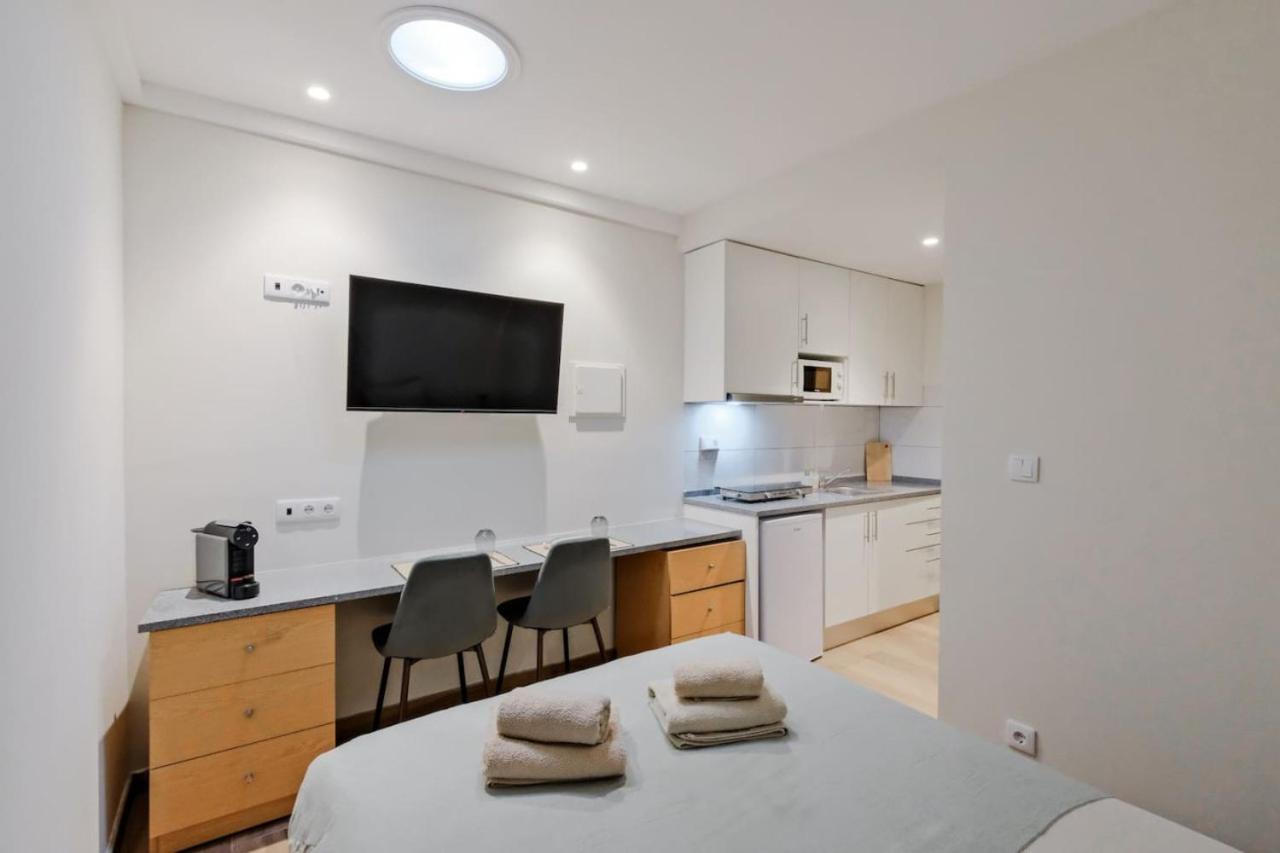 Lovely Fully Equipped Near Subway N8 Apartment Lissabon